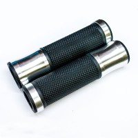 Χειρολαβές Grips Xinli Universal για Τιμόνια με Αντίβαρα Ασημί Χειρολαβές Grips Xinli Universal για Τιμόνια με Αντίβαρα Ασημί